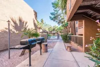 2 Bedroom 2 Bath in Luxurious setting