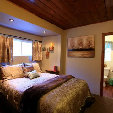 Sleepy Hollow Cabins & Hotel