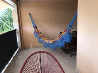 Magnificent bright apartment near the beach