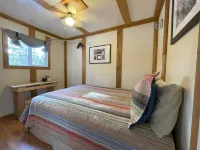 Cozy Fireside Cottage - Spoolmak