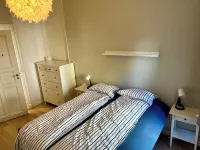 Classical 3 bedroom, 2 bath, minutes walk from Royal Palace, Shopping & Downtown Hotels in 