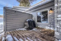Renovated townhome in Homestead community of Edwards