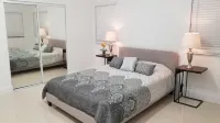 New Miami Townhouse On Lake For Families FU 3Bd/2Bth/5 Persons