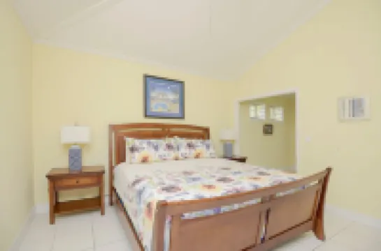 Ma's Hideaway paradise