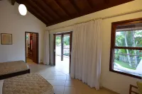 4 SUITES - air conditioning - CLOSED CONDOMINIUM - near the sea -