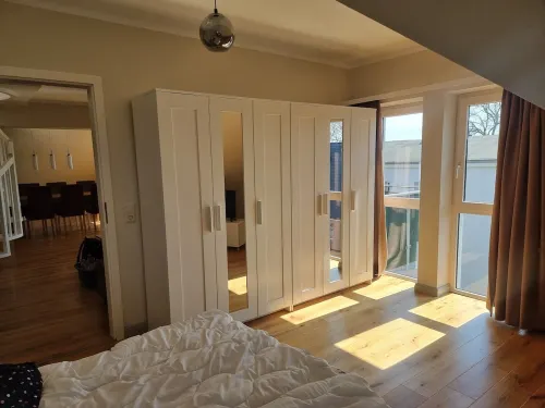 Sonnige Ferienwohnung mit Südbalkon und Meerblick