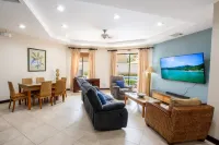 OPEN GUEST POLICY-WELCOME TO MONACO CONDOMINIUMS-POOL-BBQ-24 HOUR SECURITY