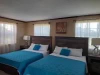 Eden Crest Villa-Ocean and Mountain Views Отели в г. 