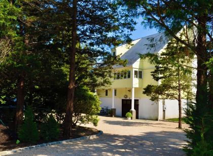 Luxury Beach Home Stay Steps to US Open Golf!!