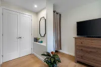 Lower Mission Private Suite