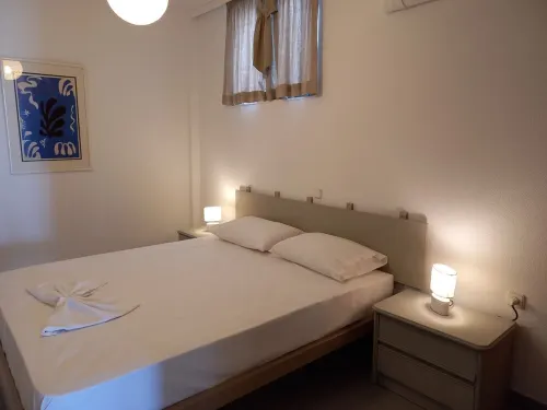 Kinetious Nisous Stylish Apt, Pool, near the Beach Hotels in Kinéta