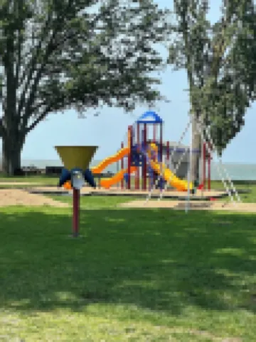 Egret Point Retreat 3 bedroom 1.5 bath ranch home located on Lake Erie