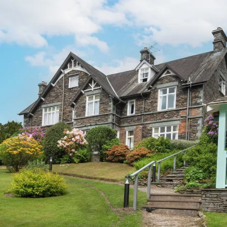 Lakehouse at the Waterhead Inn
