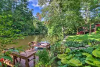 Waterfront Home w/ Boat Dock on Mirror Lake! - Homestays