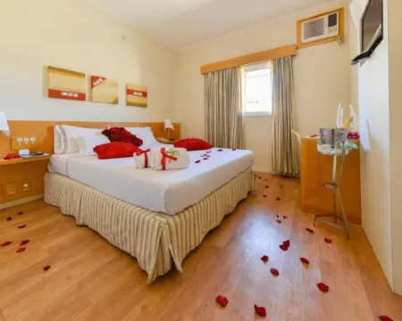 Carlton Plaza Baobá Hotels in Taubate