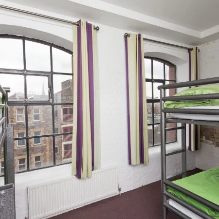 YHA Bristol Отели рядом с достопримечательностью «Холм Брэндон-Хилл»