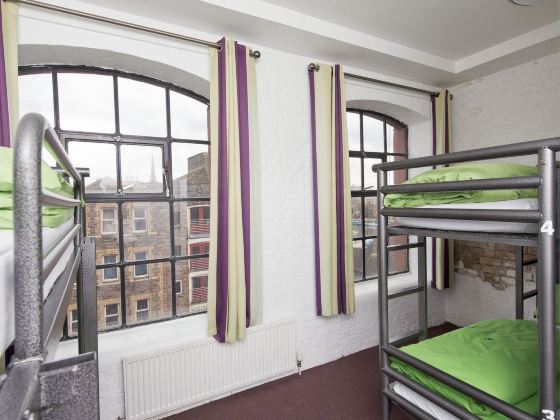 วายเอชเอ บริสตอล