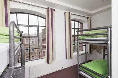 YHA Bristol Hotels in Harbourside