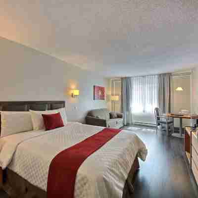 Chateau Roberval Rooms