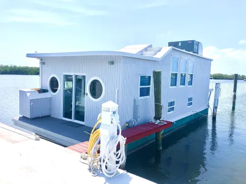 Mangrove Marina and Resort Aqualodge Houseboats - WiFi