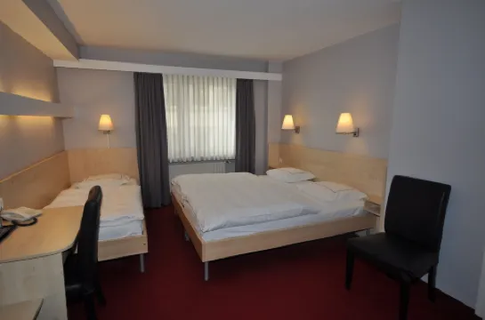 Hotel Empire