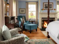 Candleberry Inn on Cape Cod Hotels in Brewster