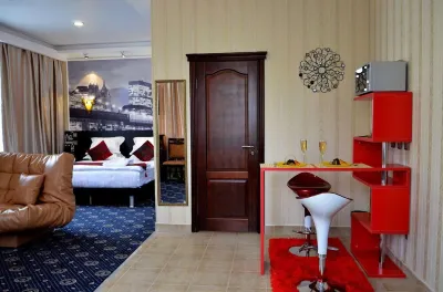 Enigma Hotel