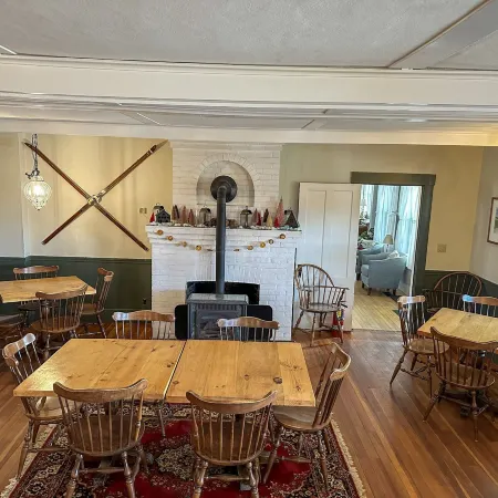 Highland Lodge