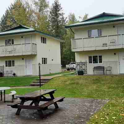 Clearwater Valley Resort Hotel Exterior