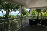 Villa Russell - parking