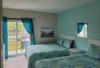 Riverside Motel and Marina Manistee
