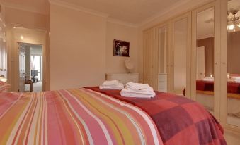 Apartment 66