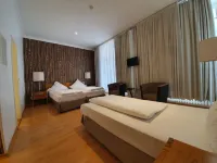 แอร์ลังเงอร์ โฮฟ โรงแรมใกล้สถานที่จัดกิจกรรม COLONIA NOVA