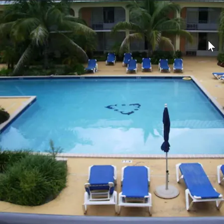Royal Islander Hotel
