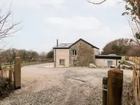 La Petit Maison Hotels in Saint Columb