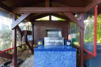 Napili Sunset Beach Front Resort Hotels in Kapalua