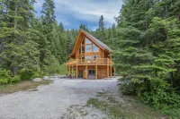 Bearfoot Chalet 3 Bedroom Home by NW Comfy Cabins - Lodges