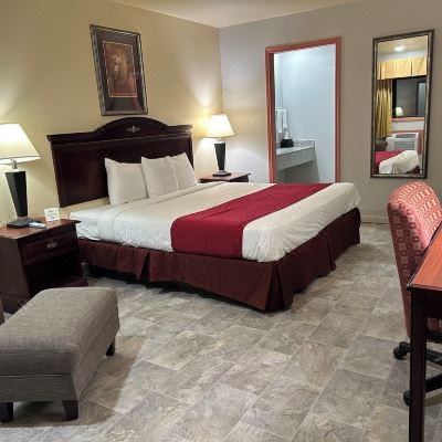 Deluxe King Room, 1 King Bed Howards Inn Motel Promo Code