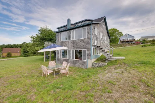Waterfront Cottage - 17 Mi to Acadia Ntnl Pk! - Homestays