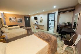 Basha Hotel & Restaurant