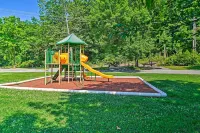 Branson Resort Condo w/ Lake Taneycomo Access! - parking