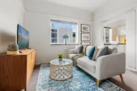 Lovely Apartment with Spectacular Views