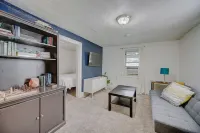 Milwaukee 1BR Bungalow with free parking
