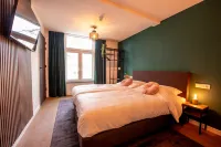 Hotel BOM Hotels in Burgh Haamstede