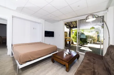 Logis Hôtel le Relais فنادق في Parentis-en-Born