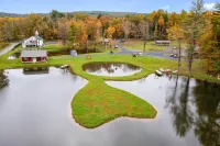 Close to Slopes Lakeside Cottage in Pocono Mtns - Spa