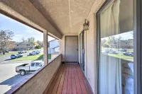 Grand Junction Golf Course Condo w/ Balconies - Apartments