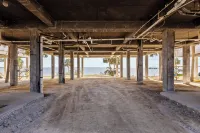 Beach and Pool Access at Condo on Cedar Key!