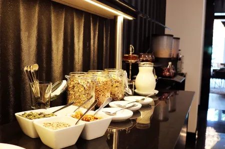 Kurhaus Design Boutique Hotel Отели в г. Анрёхте