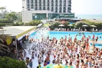 Grand Hotel Montesilvano - ビーチサイド